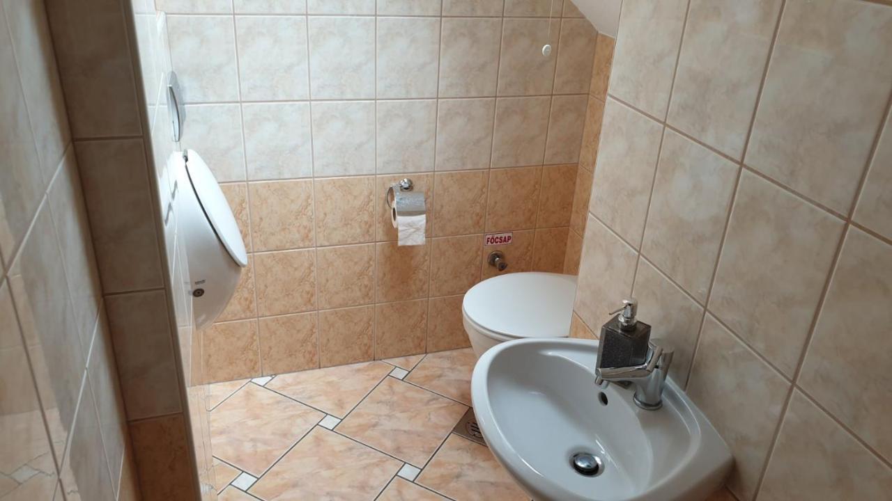 Ilona Apartmanok Balatonboglár 外观 照片