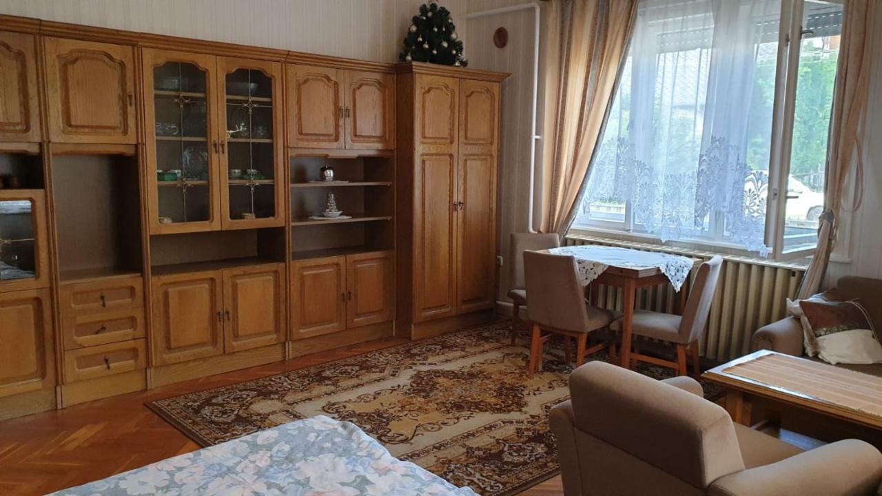 Ilona Apartmanok Balatonboglár 外观 照片