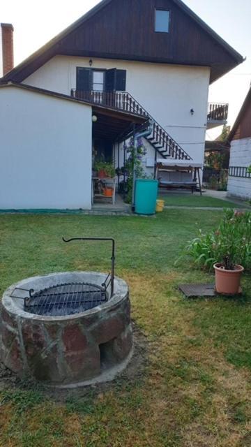 Ilona Apartmanok Balatonboglár 外观 照片
