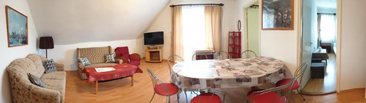 Ilona Apartmanok Balatonboglár 外观 照片