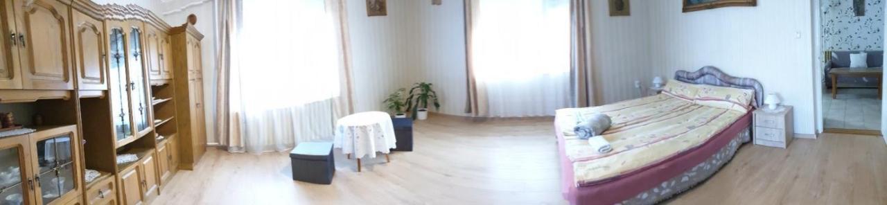 Ilona Apartmanok Balatonboglár 外观 照片